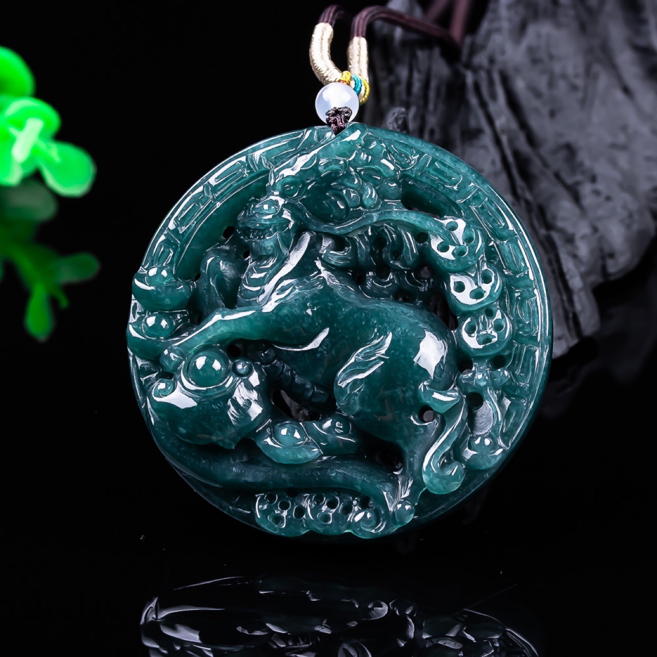 Burmese Jadeite Dragon Pendant - огляд і ціна Women Accessories To Gift