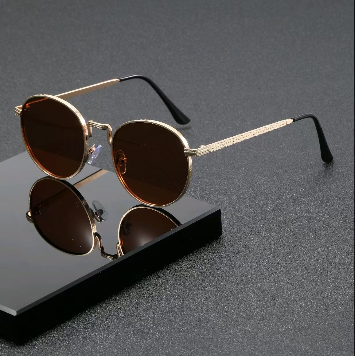 Fashion Classic Round Sunglass - огляд і ціна Women Accessories Trendy