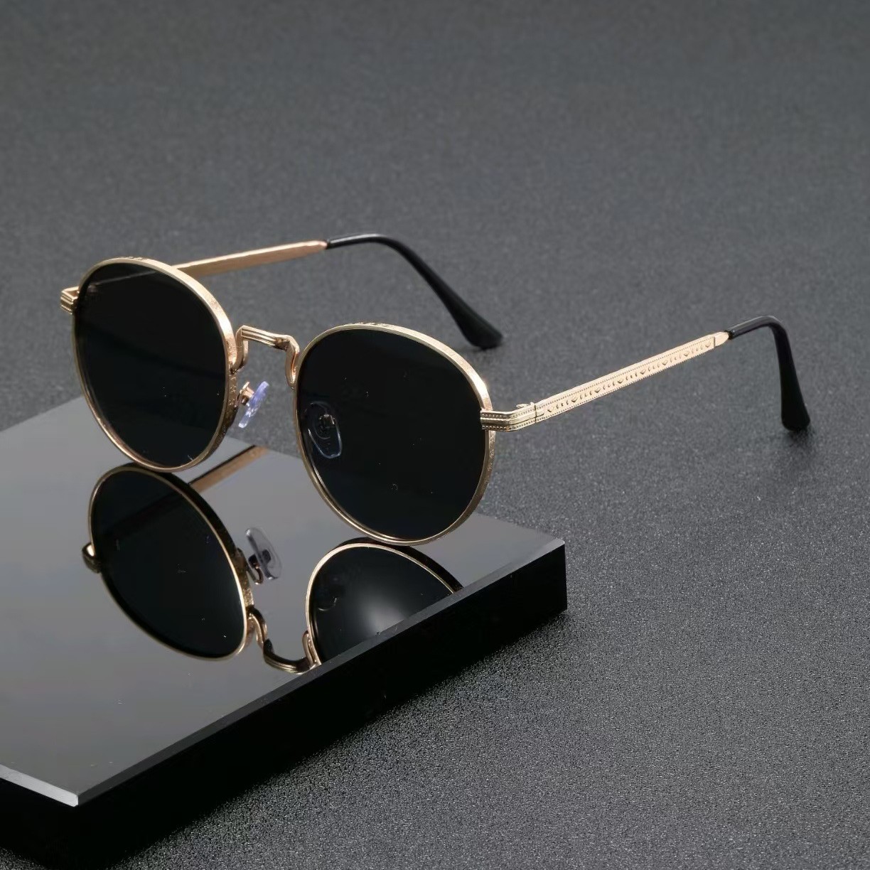 Fashion Classic Round Sunglass - огляд і ціна Women Accessories Trendy